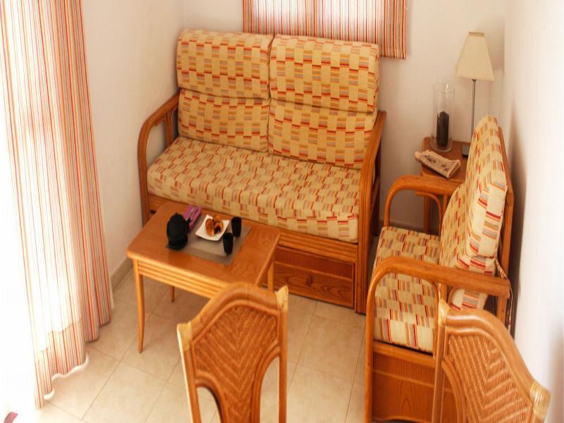 Apartamentos Amatista Unitursa カルプ エクステリア 写真